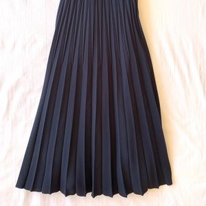 COS navy knee length pleated skirt